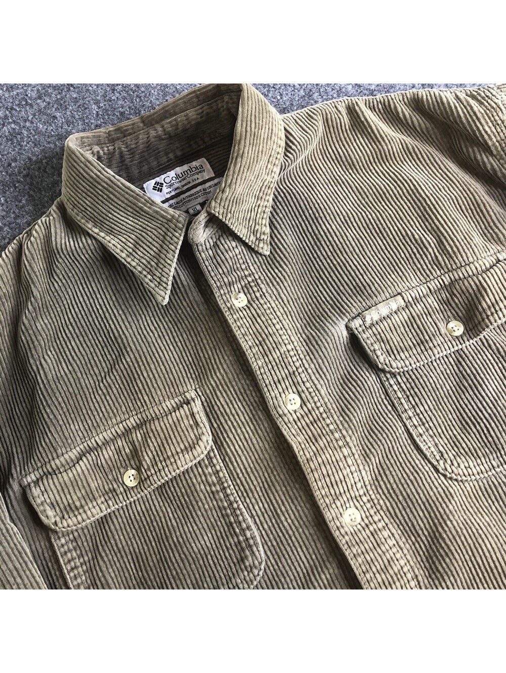 Columbia Shirt Mens XL Brown Wide Wale Corduroy Button Long Sleeve Vintage